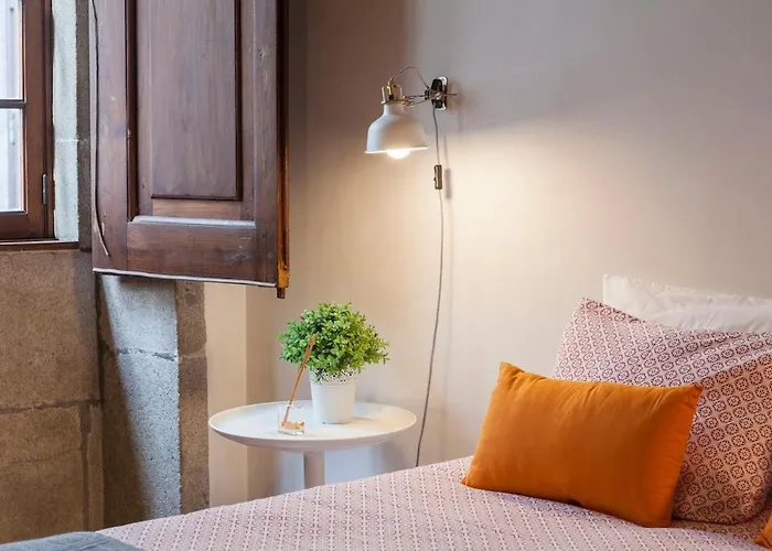 Charming Ribeira 328 Feet Douro River Unesco Oporto