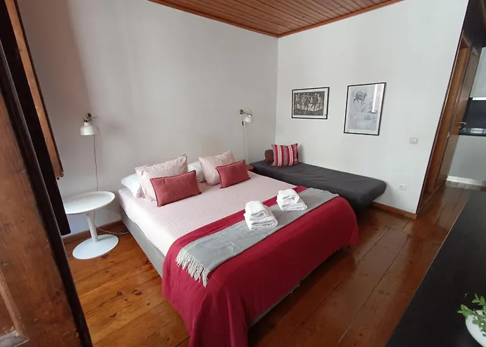 Charming Ribeira 328 Feet Douro River Unesco