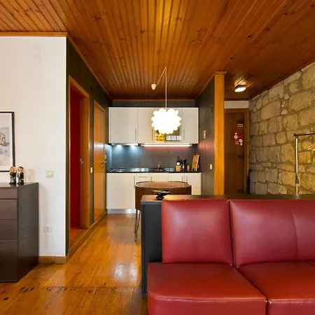 Charming Ribeira 328 Feet Douro River